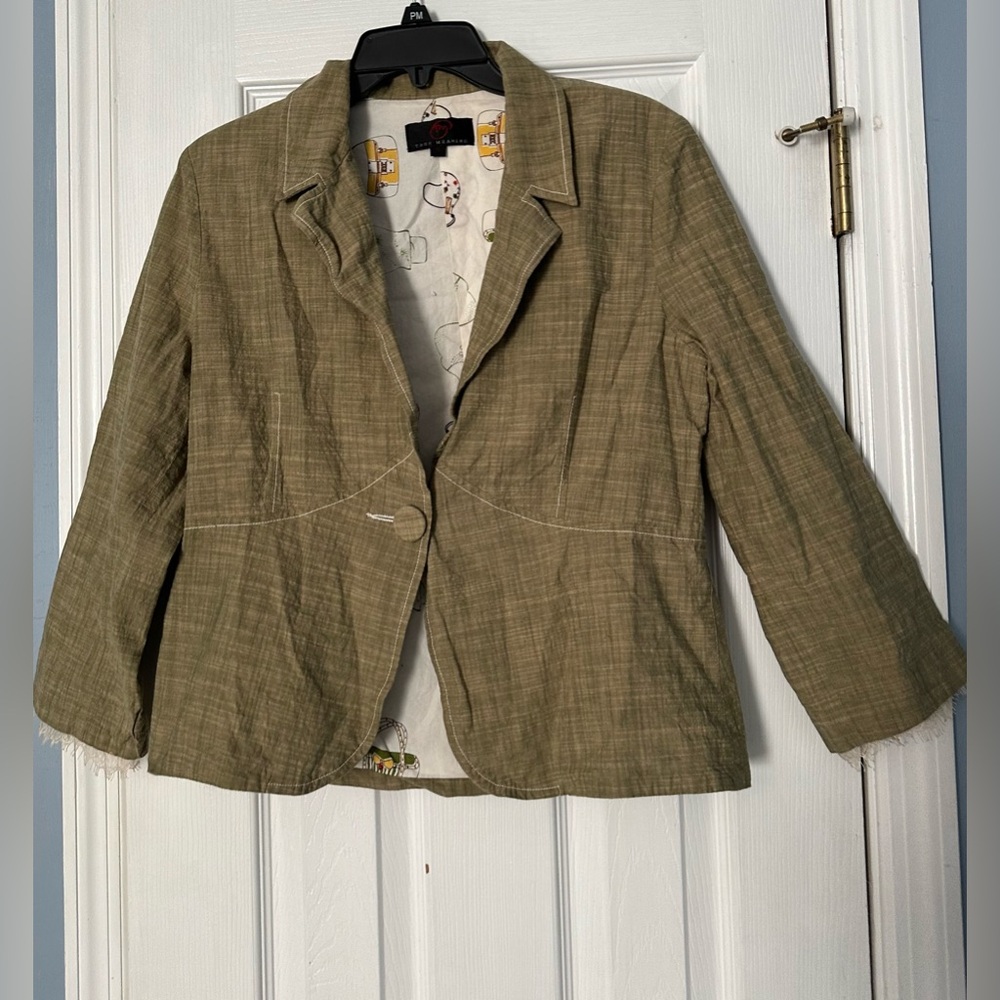 True meaning blazer fits Junior size 10